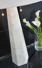 Laurellen - Blanc - Lampe de table en albâtre