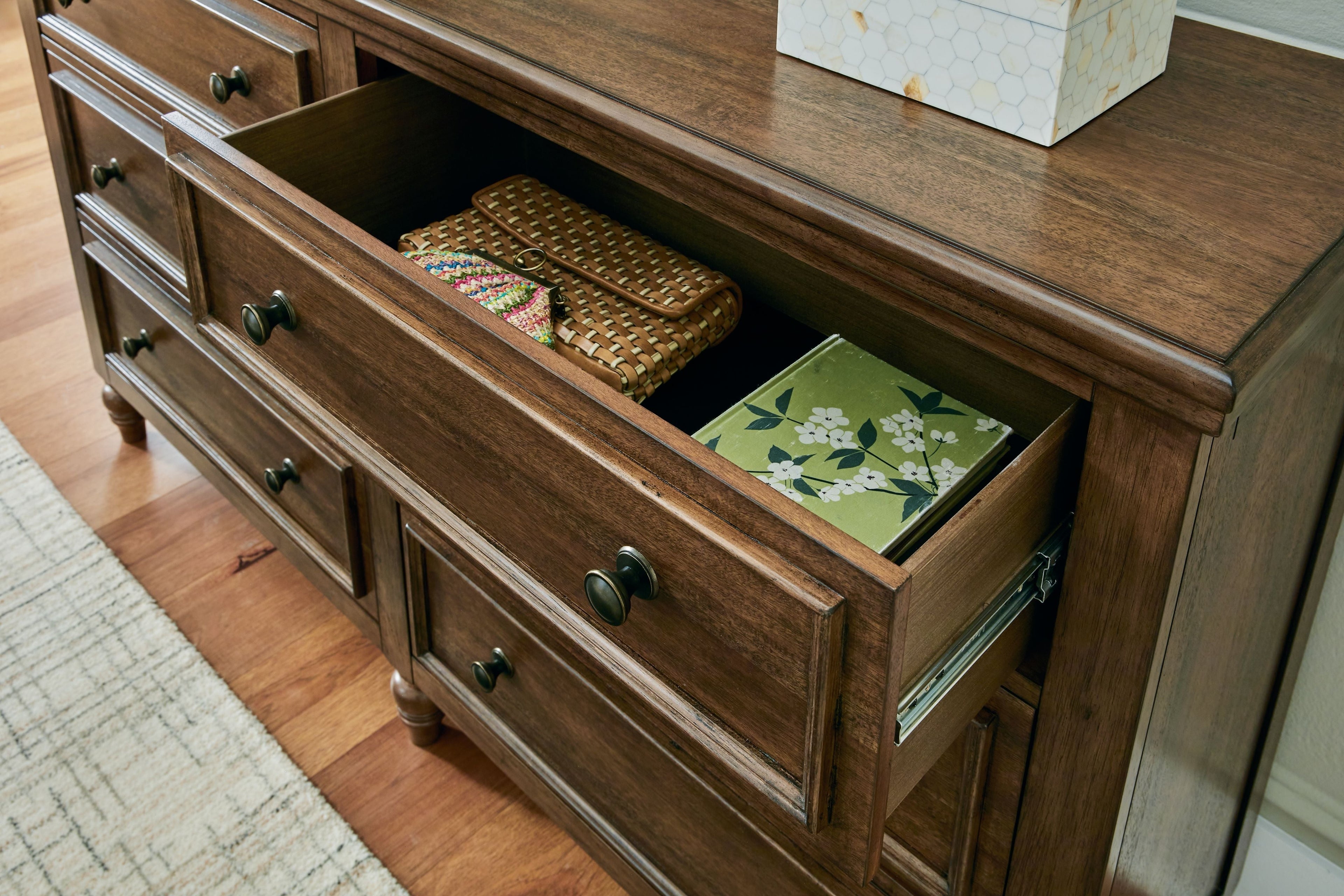Sturlayne - Marron - Commode et miroir
