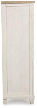 Shaybrock - Blanc antique / Marron - Commode à portes