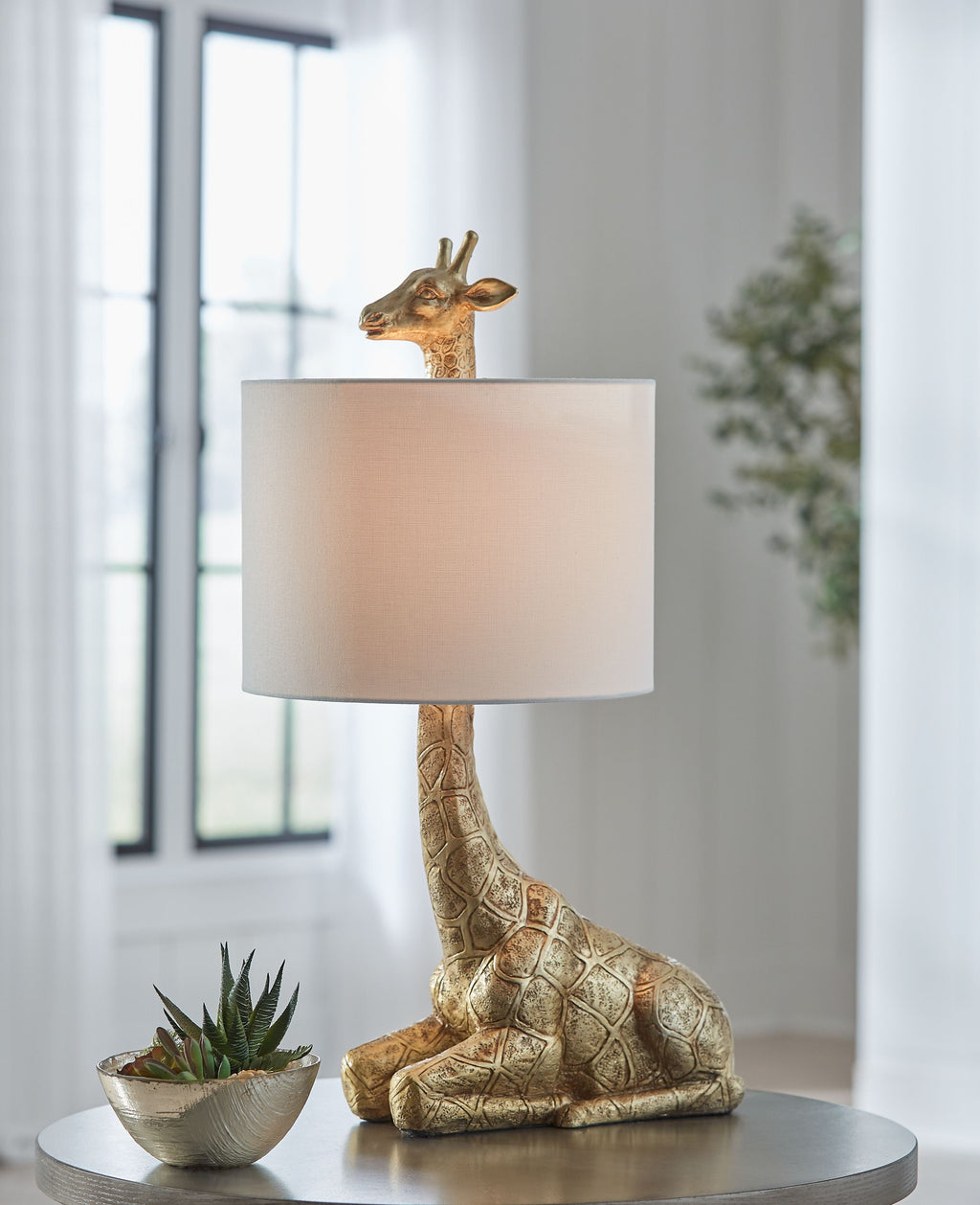 Ferrison - Finition dorée - Lampe de table en poly