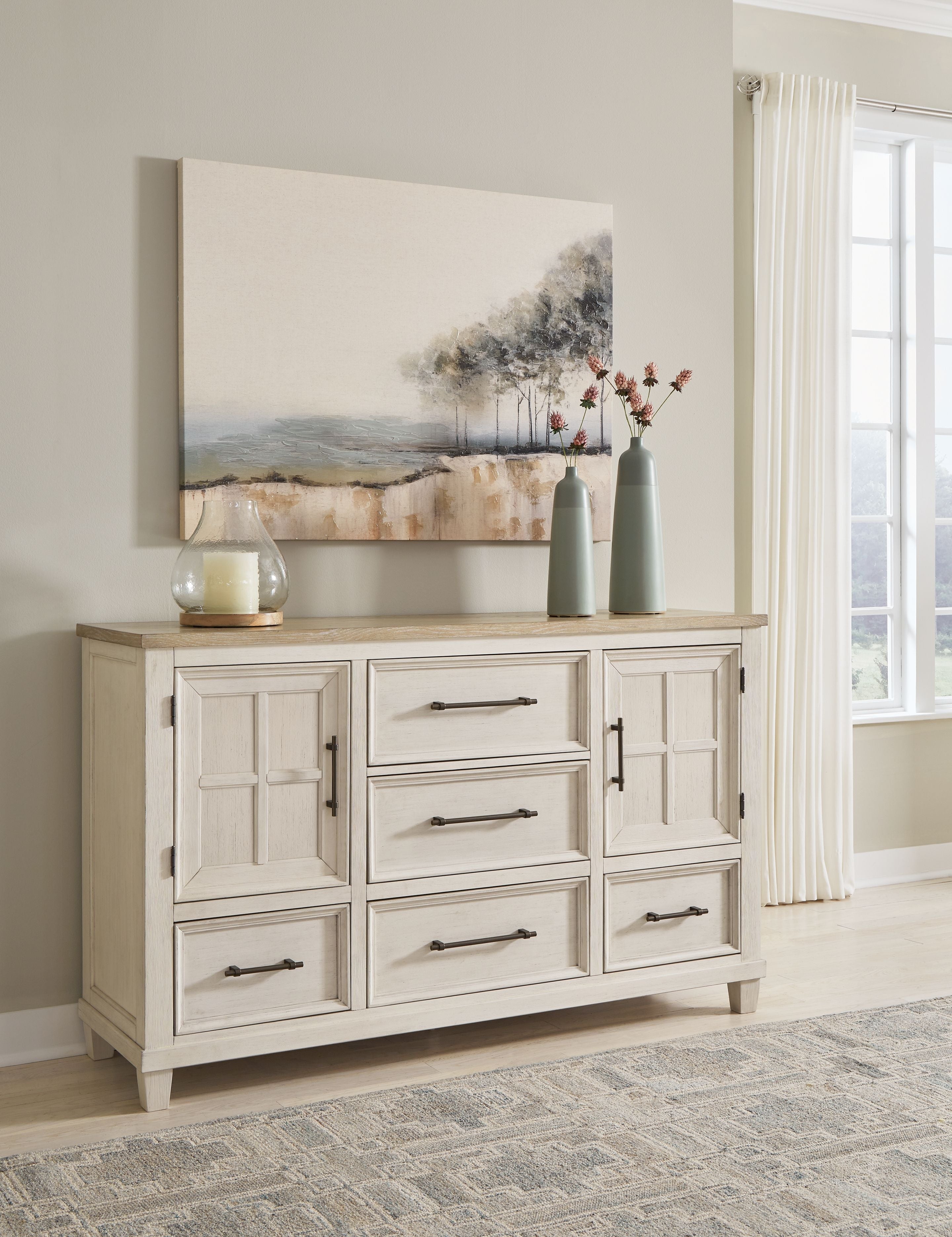 Shaybrock - Blanc antique / Marron - Commode
