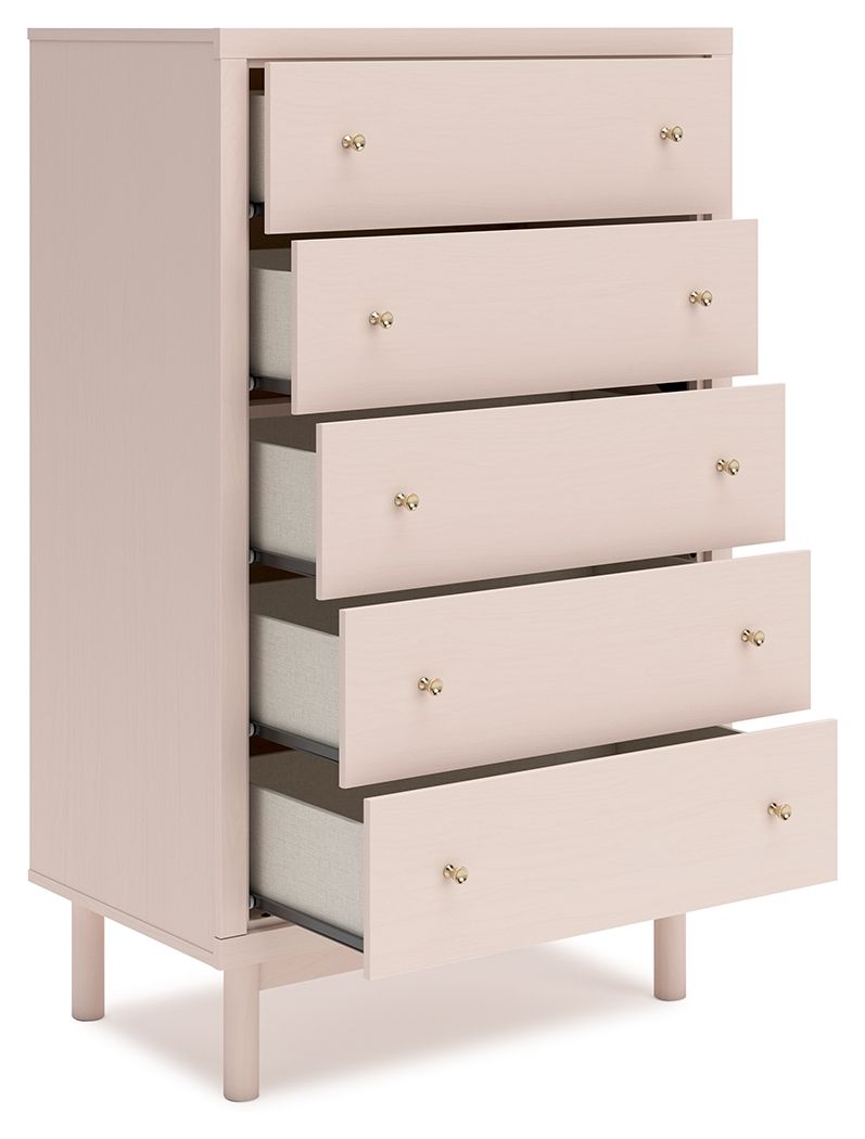 Wistenpine - Blush - Commode à cinq tiroirs
