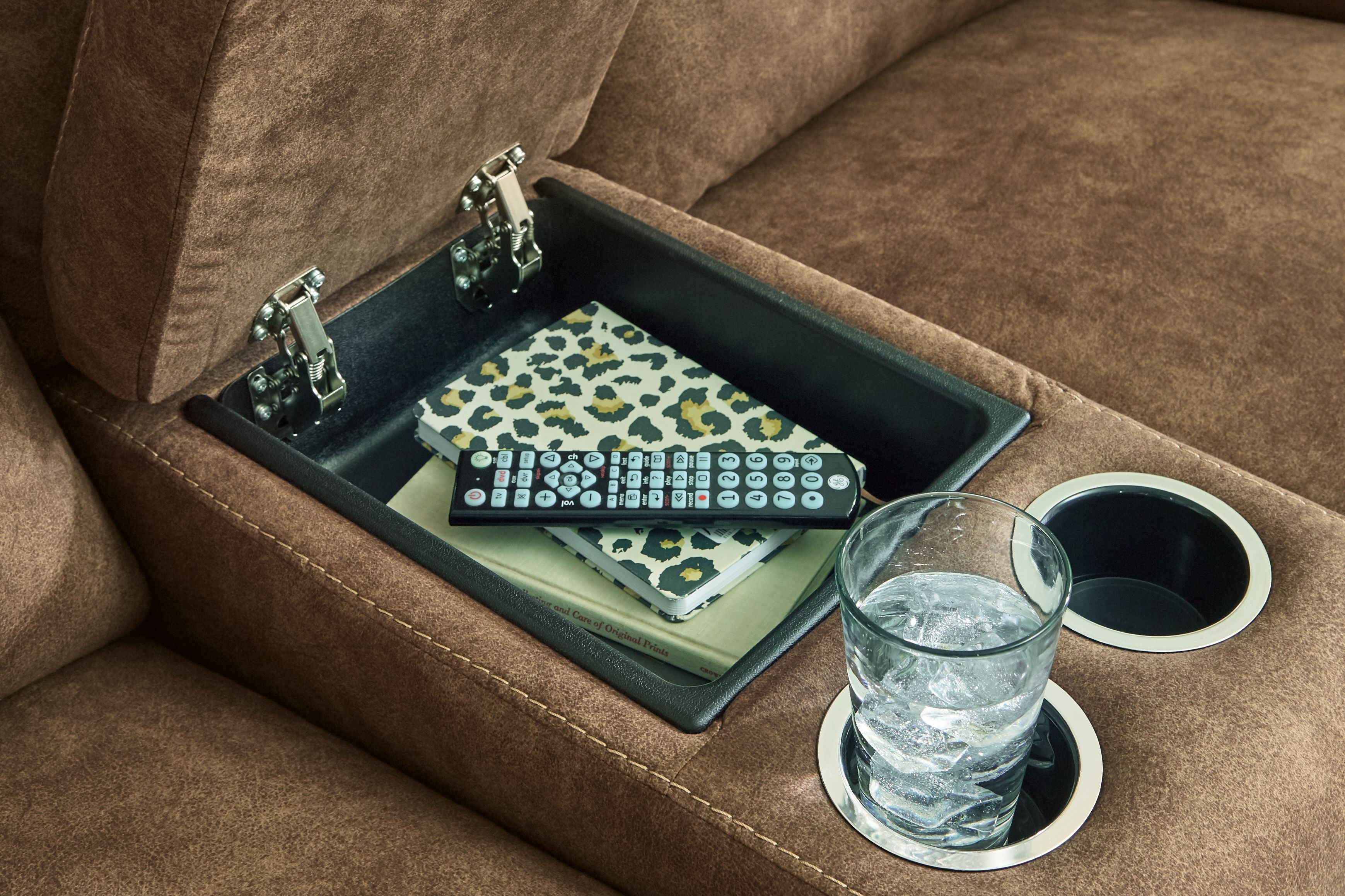 Edenwold - Brindle - Causeuse inclinable double avec console