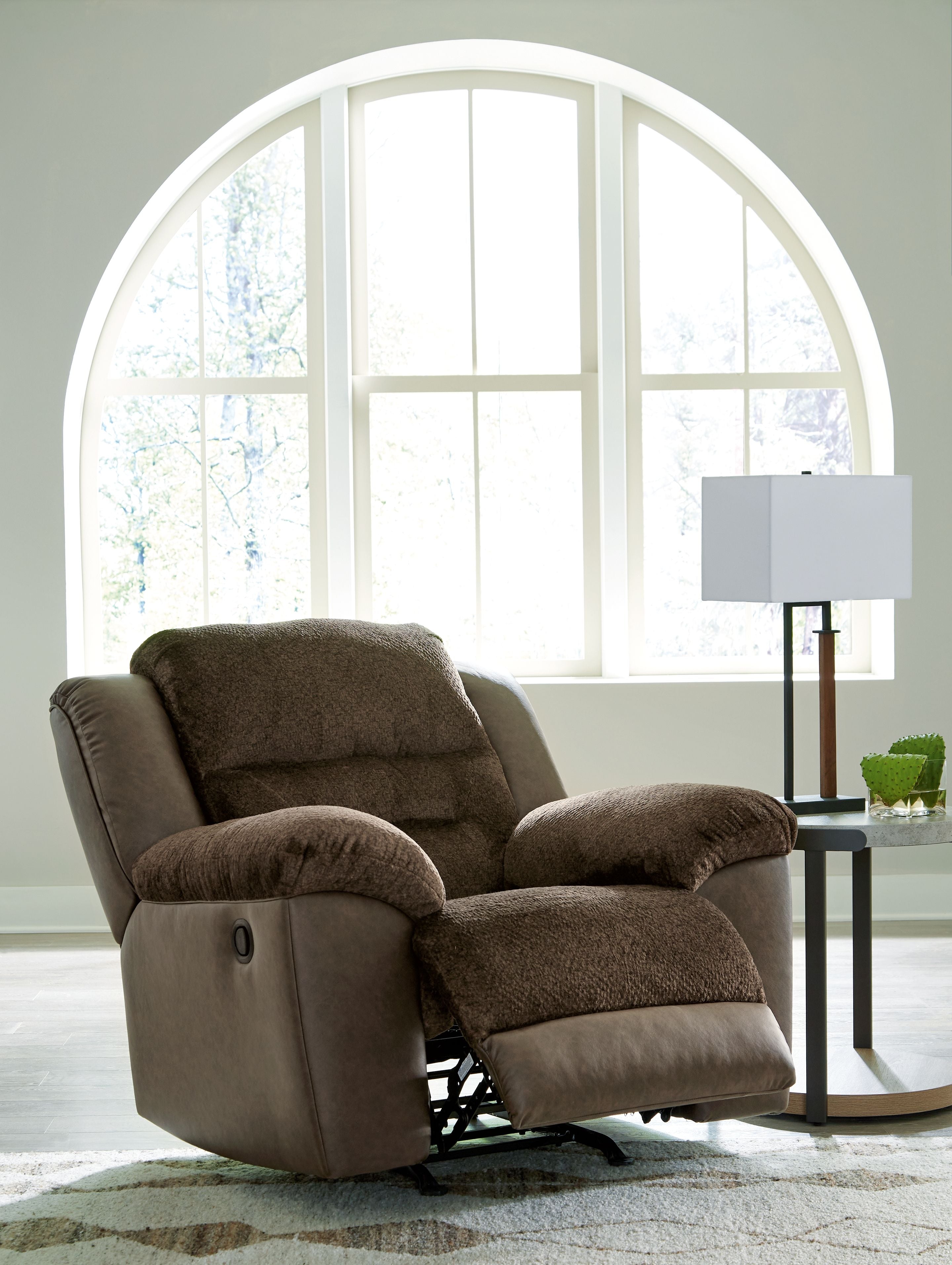 Dorman - Chocolat - Fauteuil inclinable à bascule