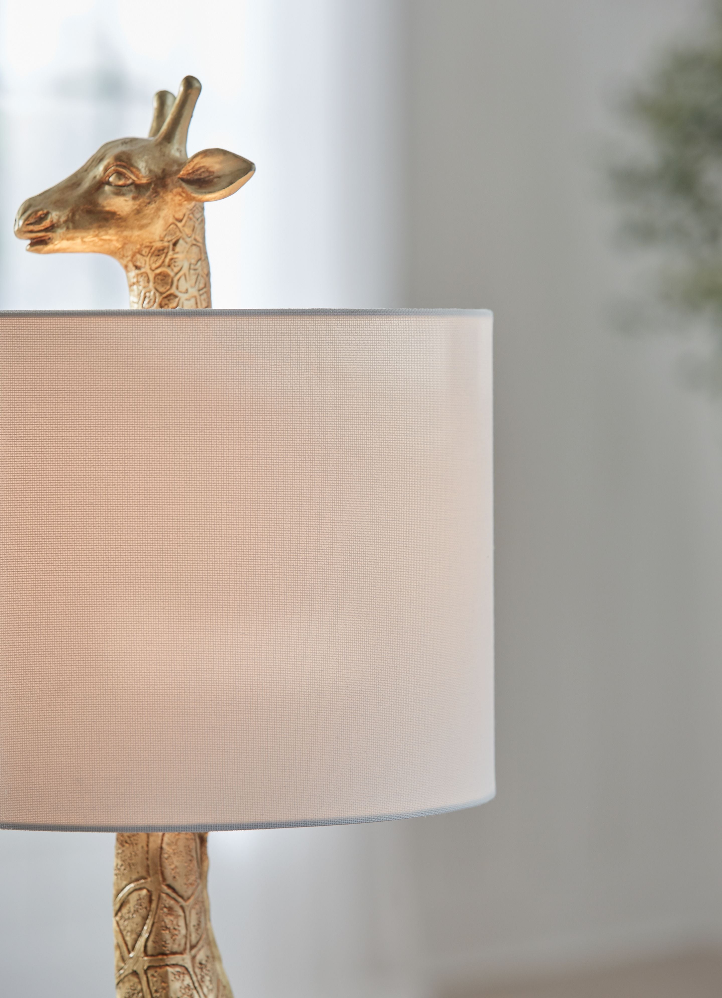 Ferrison - Finition dorée - Lampe de table en poly